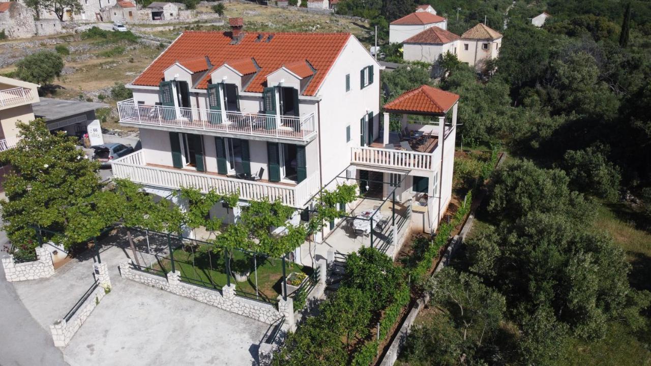 Apartments Kola Banići Exterior foto